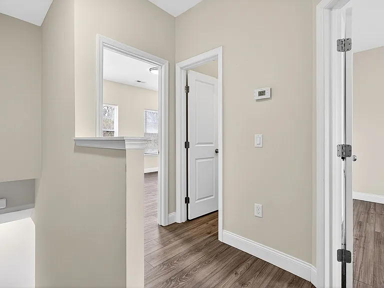 1445 Stuart Ave NW — Photo 8