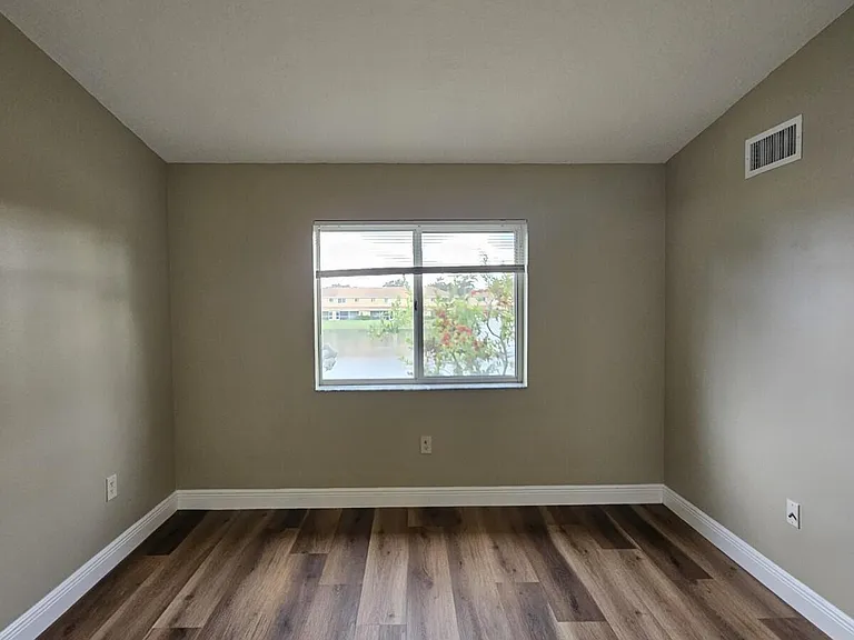 3490 Briar Bay Blvd #206 — Photo 14