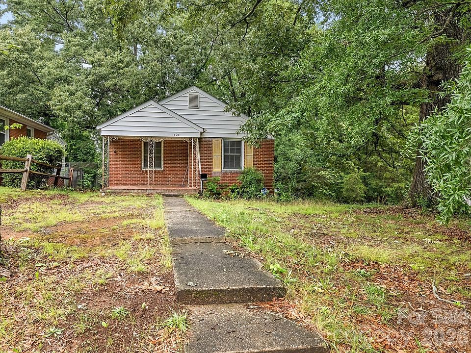 1st image of 1525 Herrin Ave