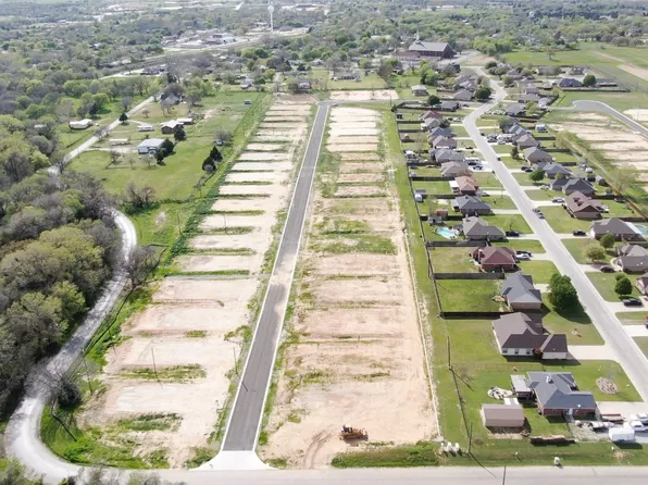 14 Sienna Dr, Alvord, TX 76225