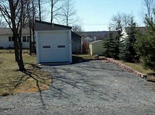 4589 Maiden Ln, Canandaigua, NY 14424