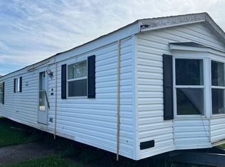 707 W 9th St #71, Tipton, IA 52772