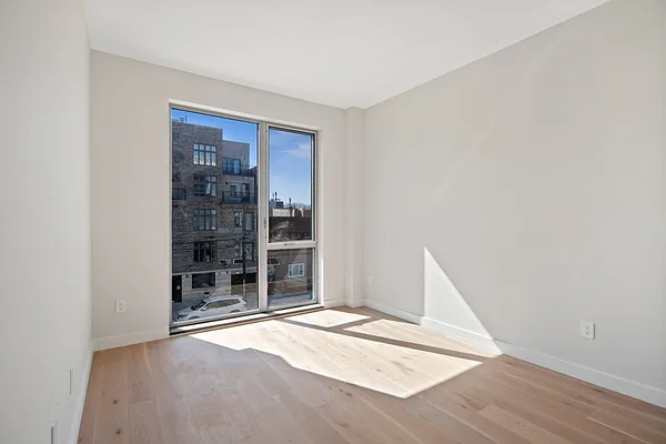 Rented by Compass | media 26