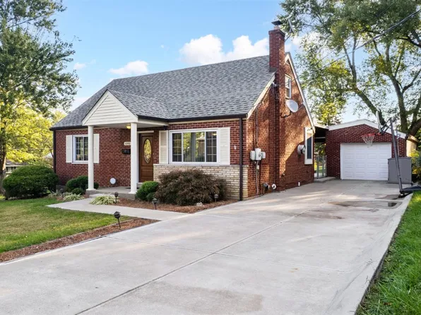 8990 Sedgewick Dr, Cincinnati, OH 45236