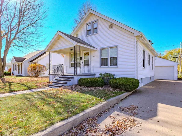 916 N 4TH AVENUE, Wausau, WI 54401
