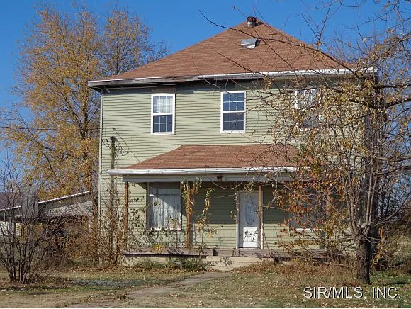 416 Rose Ave photo 1