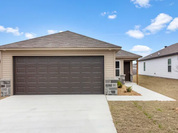 10209 Debbie Dr, North Little Rock, AR 72113