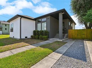3446 Magnolia St, New Orleans, LA 70115