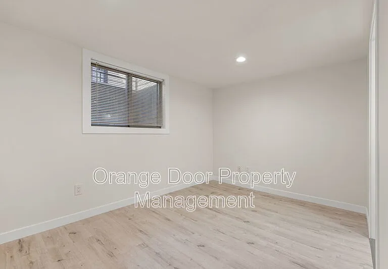 7727 Jones Ave NW — Photo 24