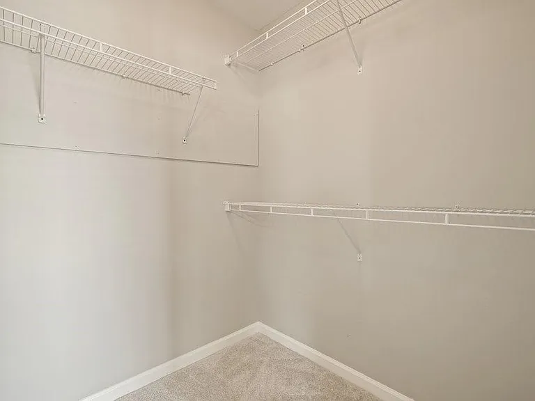 2045 Lakeshore Overlook Dr — Photo 35