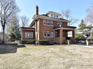 1112 Garfield Ave, Aurora, IL 60506