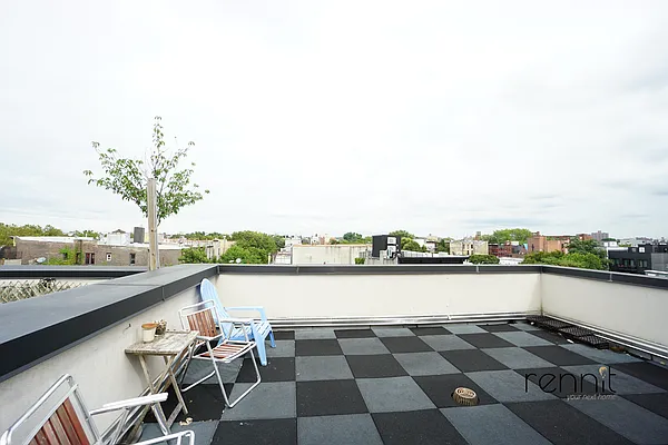 Rented by Rennit Inc. | media 22