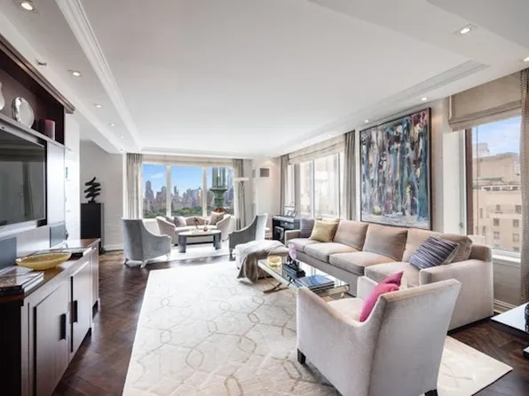 15 West 63rd Street image 7 of 13