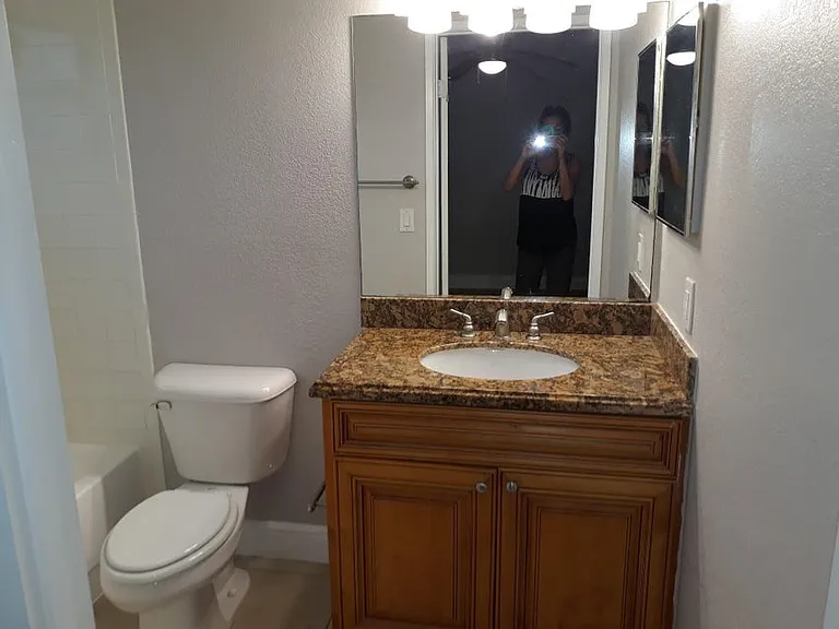 1477 Lake Crystal Dr — Photo 7