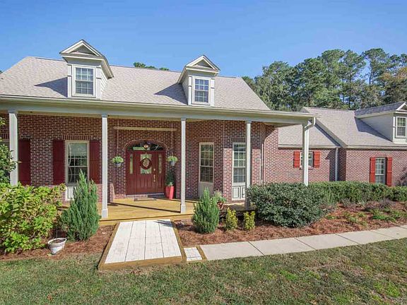 2nd image of 2562 Lakefair Dr