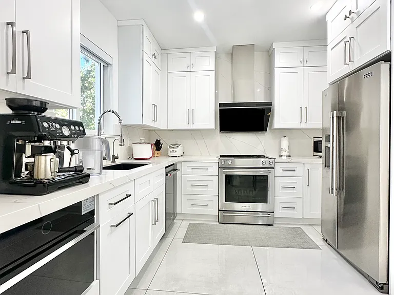 7800 SW 57th Ct — Photo 10