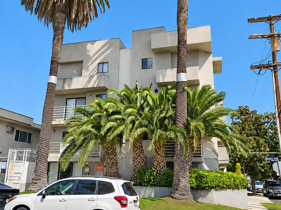 1200 N Orange Dr #102