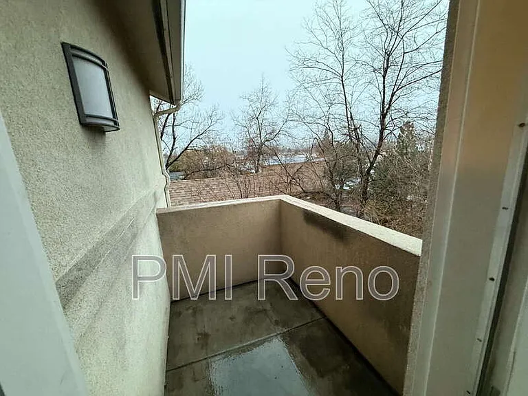 Big Horn Apartments — Photo 15