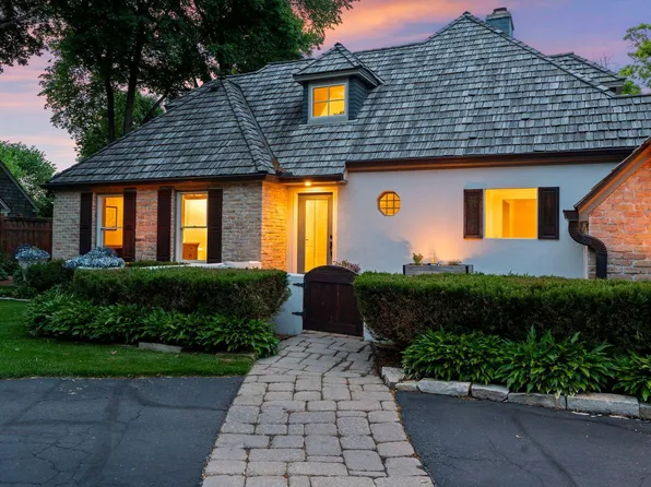 5404 Interlachen Blvd, Edina, MN 55436