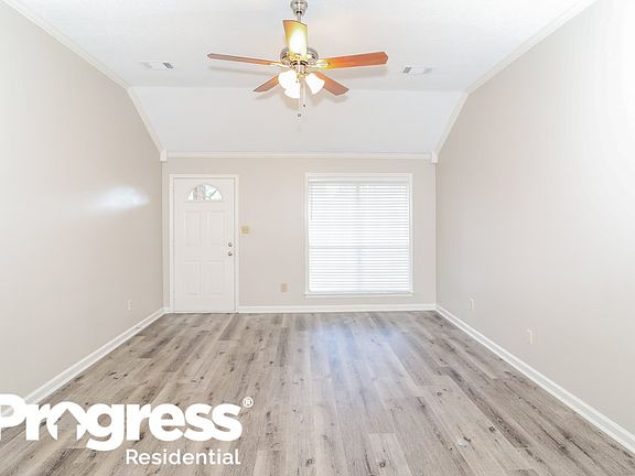 4th image of 2237 Valley Edge Dr