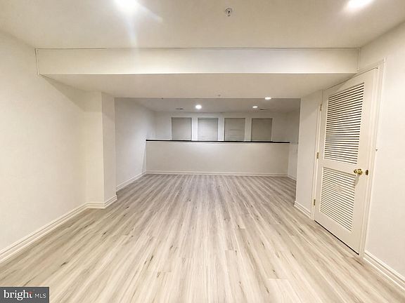 5th image of 9426 Singleton Pl