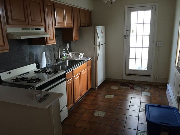 3rd image of 1322 Dickinson St #2