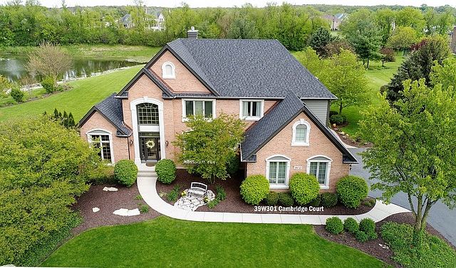 1st image of 39W301 Cambridge Ct