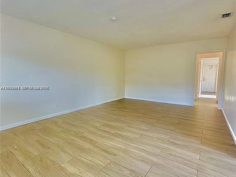 1821 N 17th Ct #26 — Photo 5