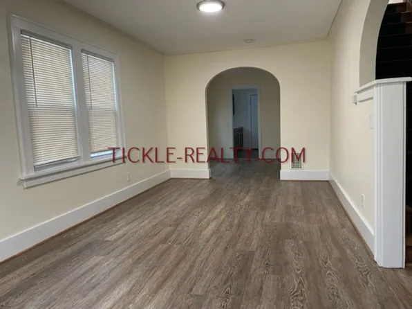 253-255 Rocket St, 253-255 Rocket St, Rochester, NY 14609