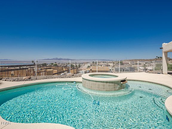 3rd image of 3770 Fortune Dr