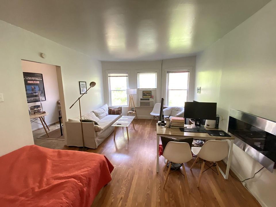 1st image of 5535 N Kenmore Ave #2F