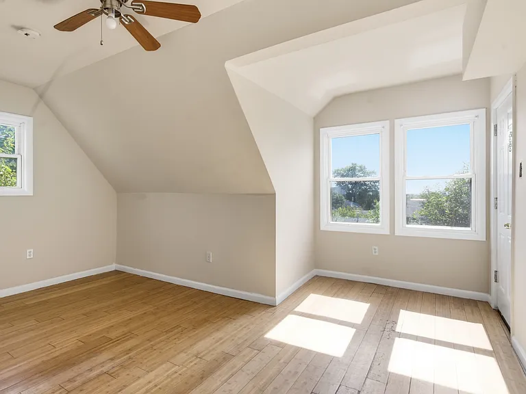 26 Seymour Ave #3 — Photo 11