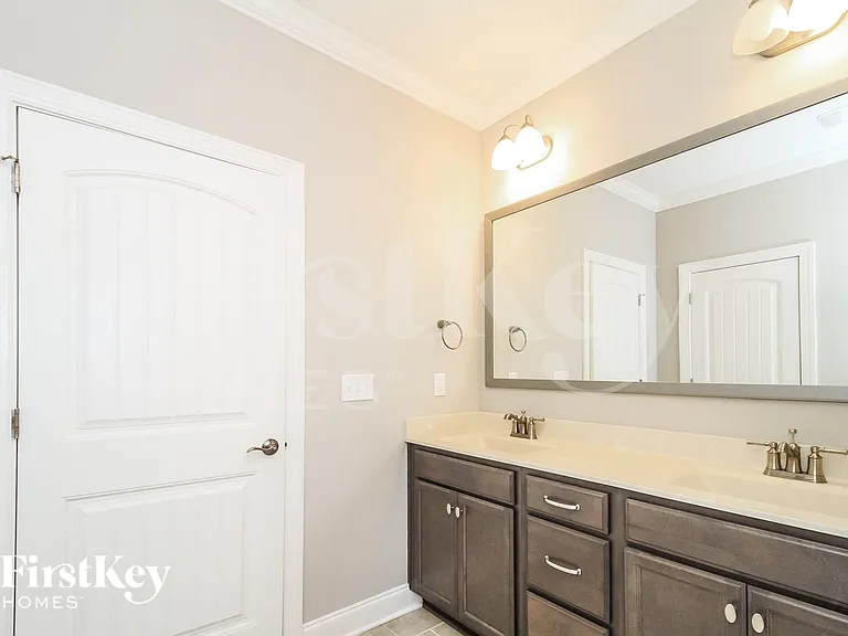 196 Sand Hill Dr — Photo 10