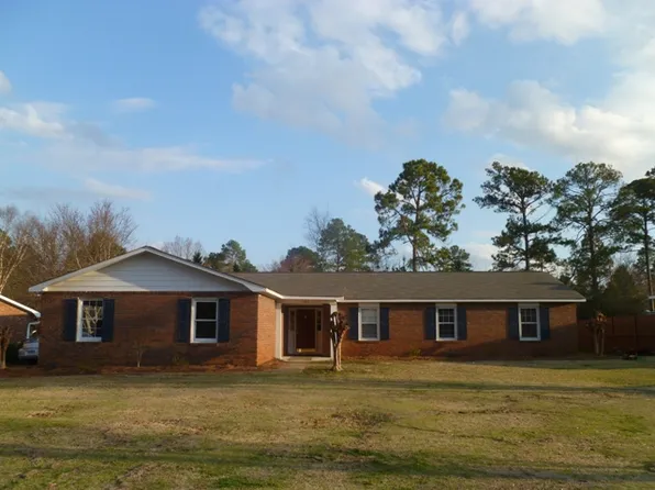 102 Ridge Cir N, Perry, GA 31069