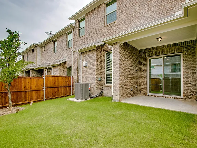 17713 Coralberry Dr — Photo 24