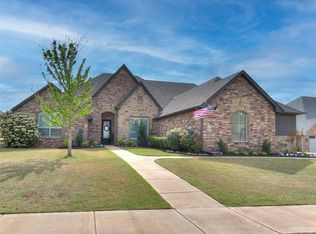 3108 Warwick Pl, Edmond, OK 73013