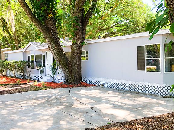 3rd image of 10005 E Fowler Ave