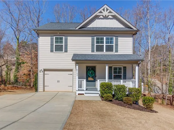 6162 Hutchins Dr, Buford, GA 30518