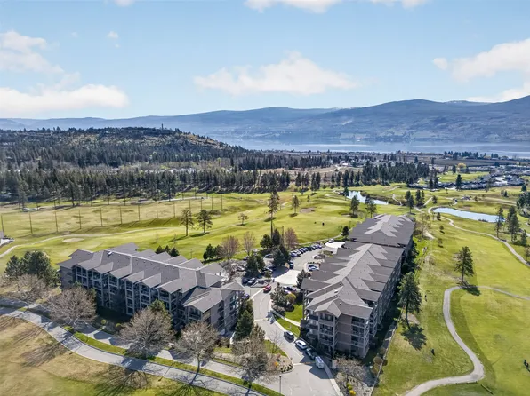 3545 Carrington Rd #201, Tsinstikeptum 9, BC V4T 3A1