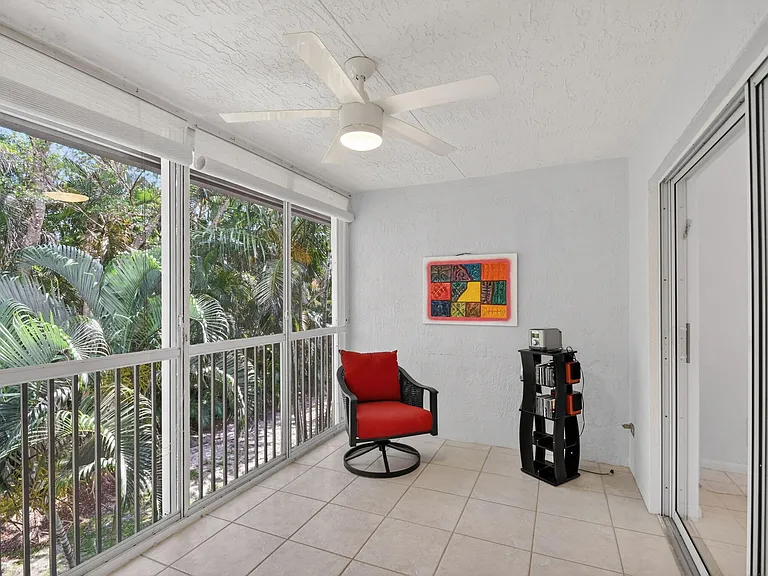 7910 Laina Ln #3 — Photo 24
