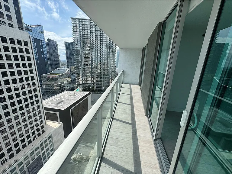 500 Brickell Ave #3204 — Photo 2