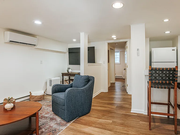 516 Valley Rd #B — Photo 9