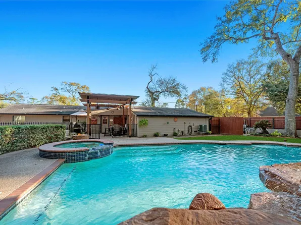 1203 Lemm Rd #2, Spring, TX 77373