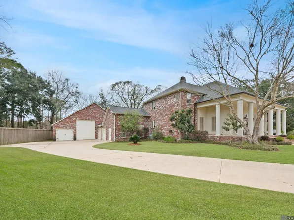 6895 Hunters Way, Denham Springs, LA 70726
