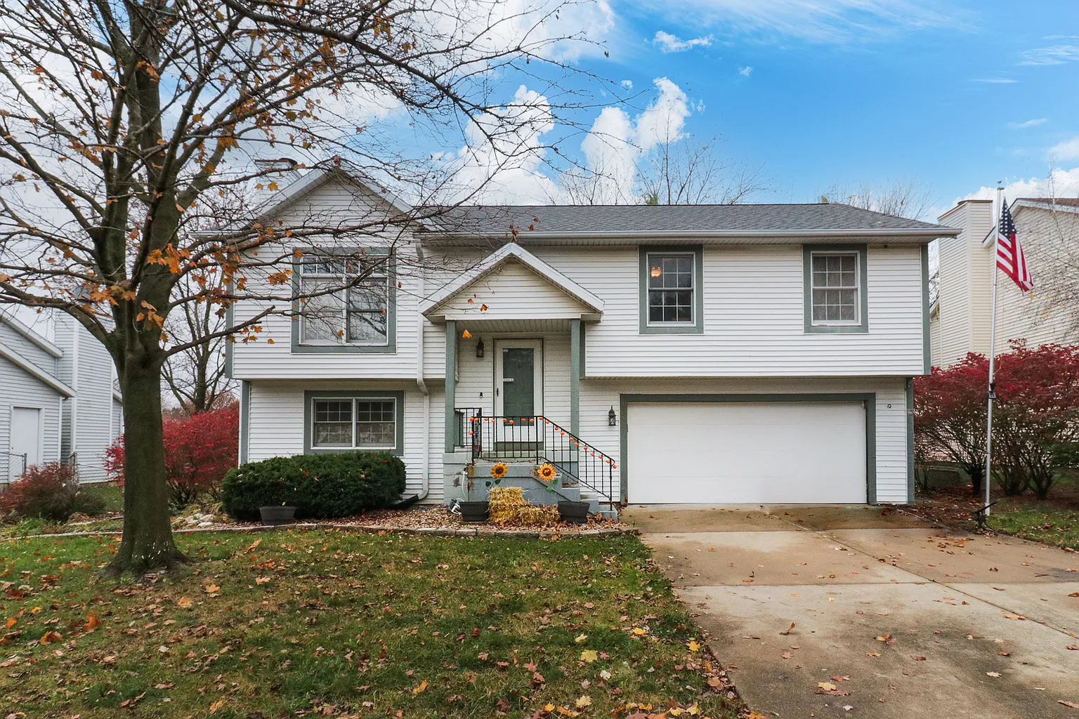 1204 Challis Dr photo 1