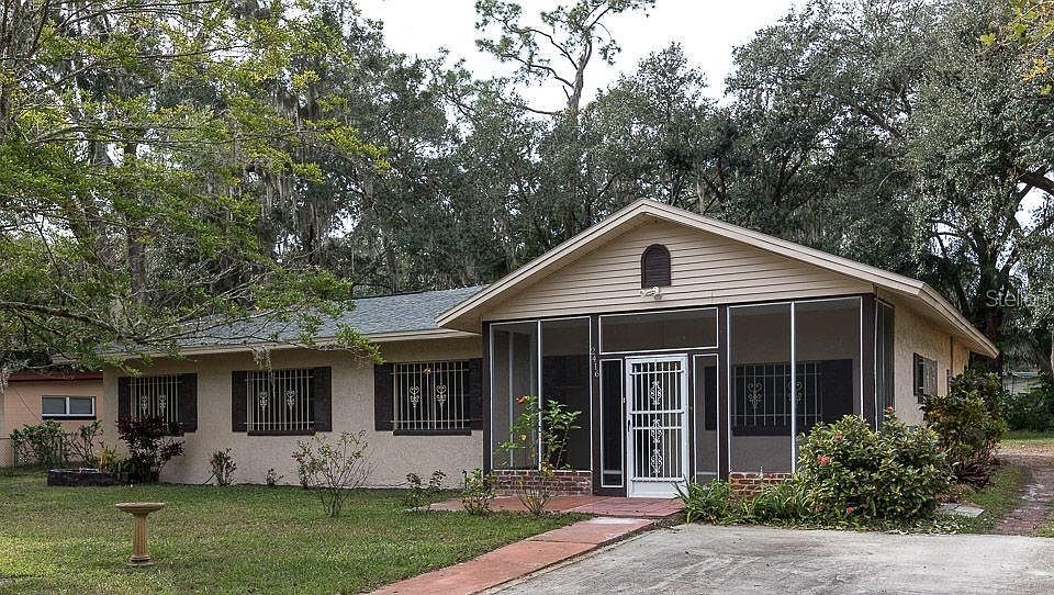 1st image of 2416 Decottes Ave