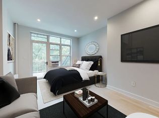 216 E 84th St APT 3C, New York, NY 10028