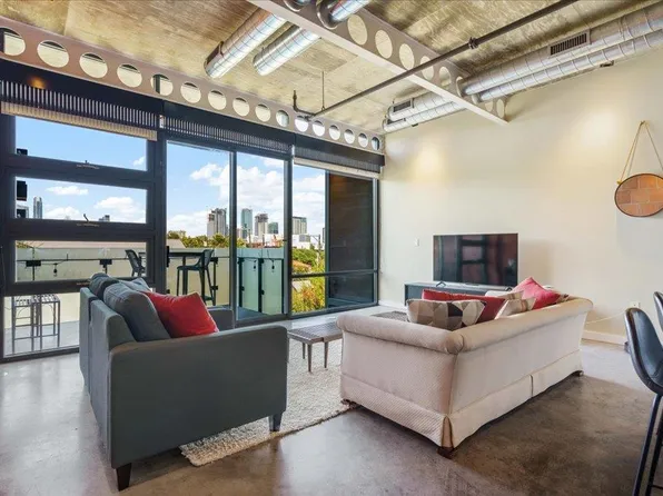 1401 Eva St APT 302, Austin, TX 78704