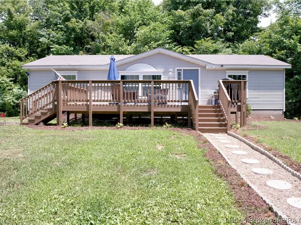 2935 Squire Boone Road SW, Mauckport, IN 47142
