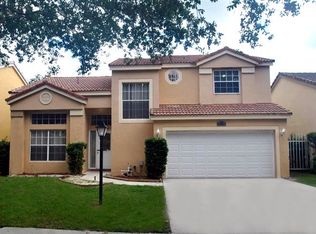 2833 Bogota Ave, Hollywood, FL 33026